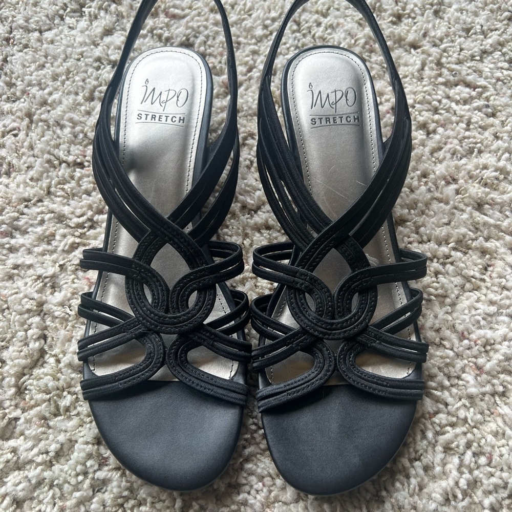 Impo Black Strappy Sandals with Medium Heel